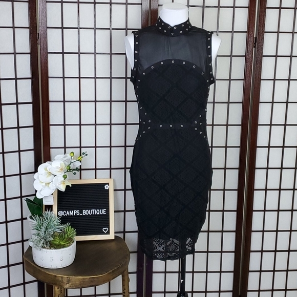 Black Sleeveless Mock Bodycon Dress - Picture 2 of 5